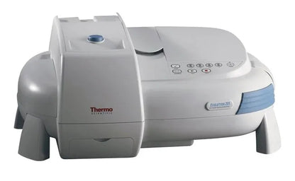 Thermo Scientific Biomate 160 ultraviolet-visible spectrophotometer in Thermo Fisher Scientific, USA