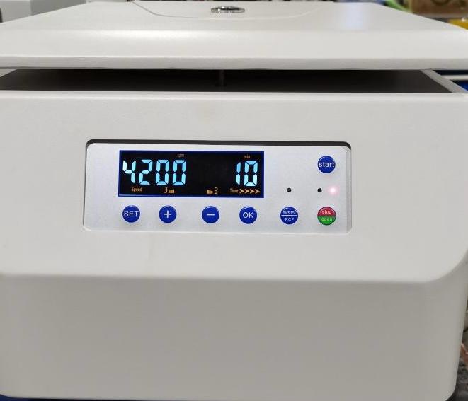 Digital Centrifuge with swing out rotor or fixed angle rotor for tubes , model ctl420 - Lab supply international 